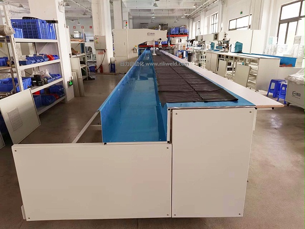 30米 自动行走式高频热合机 膜结构软水池车棚雨棚高周波焊接机