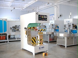 定制化焊接新选择！东莞日力 PVC 膜材高频热合机赋能膜结构行业升级